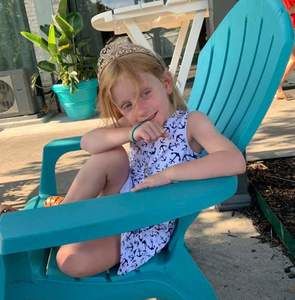 Meet your Posher, Teresa